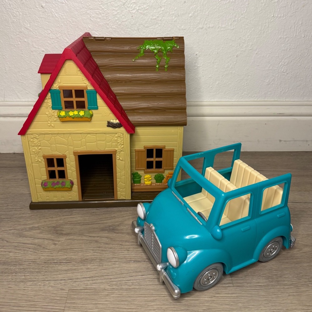 Lil Woodzeez Sunny Acres Country House Cottage & Teal Car